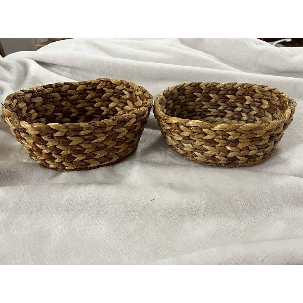 Oval Shaped‎ Pair Of Baskets Hand Woven Hyacinth Brown  Basket